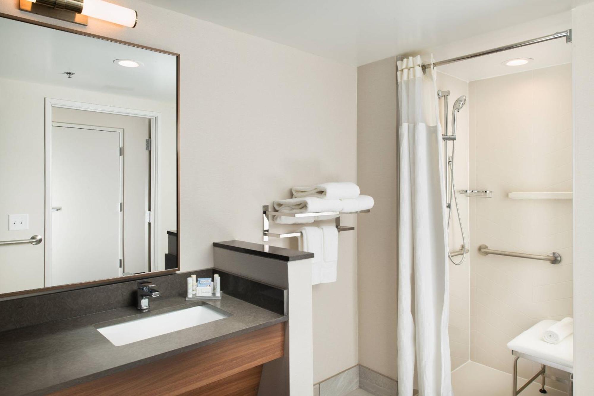 Fairfield Inn & Suites By Marriott את'נס מראה חיצוני תמונה