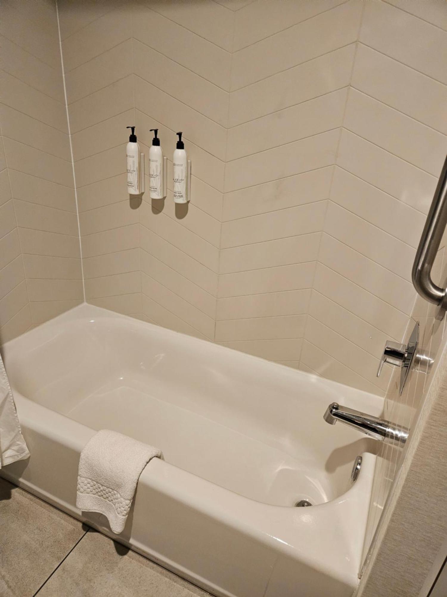 Fairfield Inn & Suites By Marriott את'נס מראה חיצוני תמונה